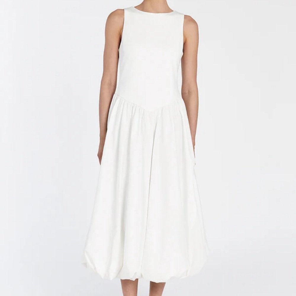 DISSH White Sleeveless Bateau Midi Dress